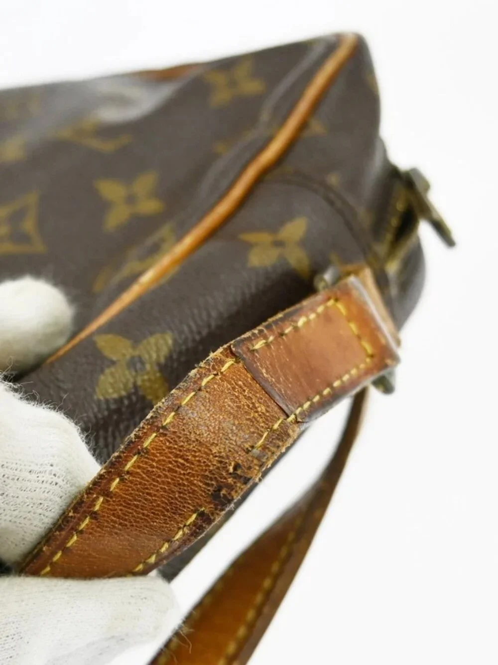 LOUIS VUITTON TROCADERO 27 CROSSBODY SHOULDER BAG